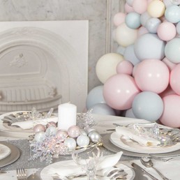 Party Fiesta nabízí výzdoba otevření prodejny, městské slavnosti, stadiony a svatby.